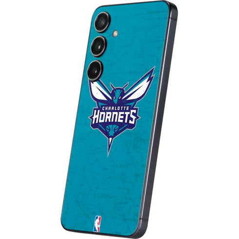 NBA Charlotte Hornets Distressed Galaxy S25 Skin